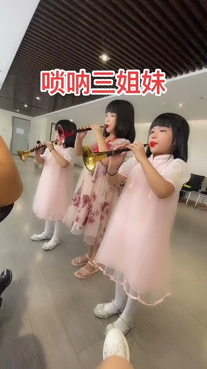 姐妹练功，一部免费观看的短剧，姐妹共舞，免费观看的短剧