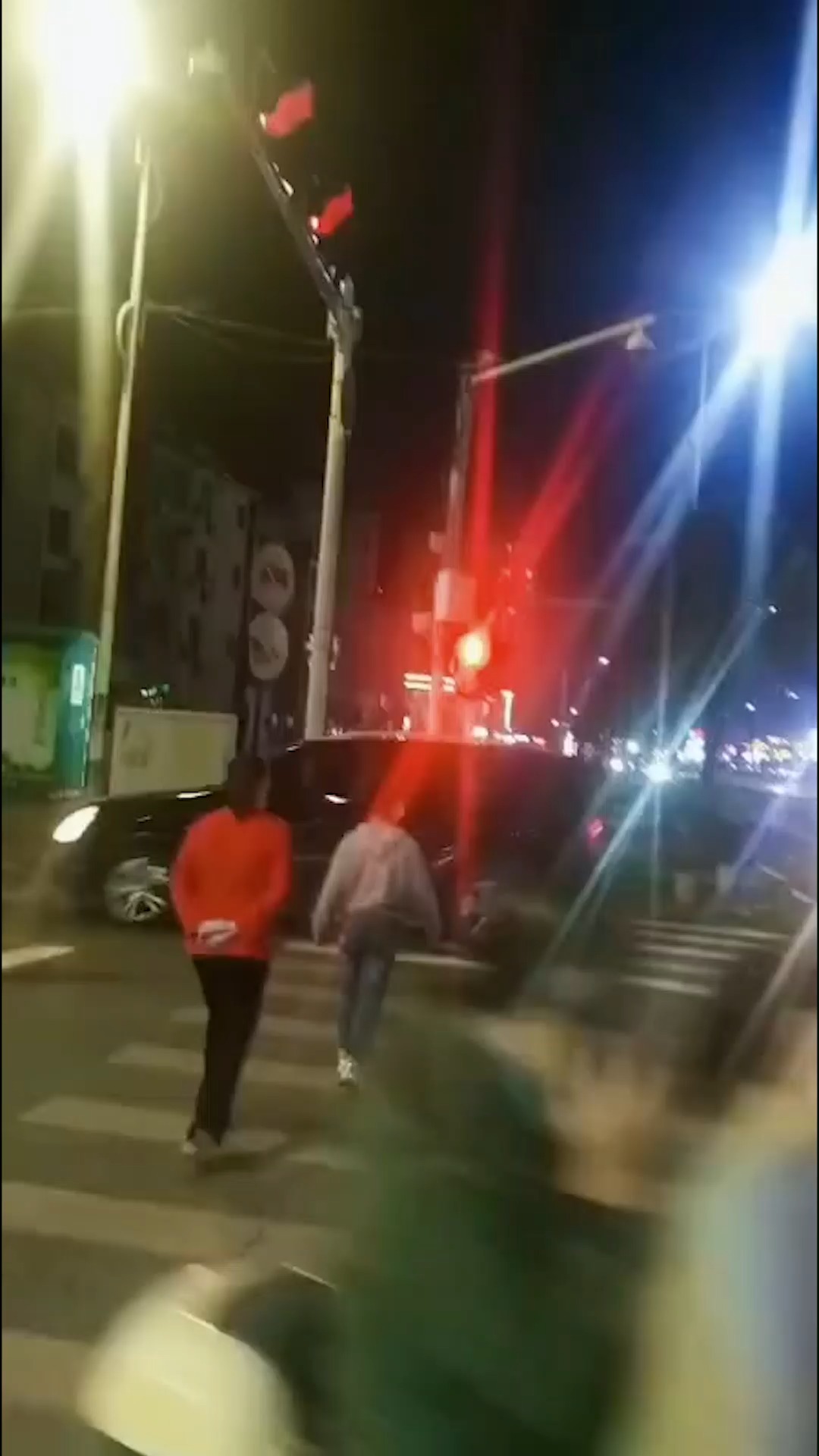 铅山为防疫将红绿灯统一调整至红灯引发关注「江西铅山发现1例核酸阳性人员」