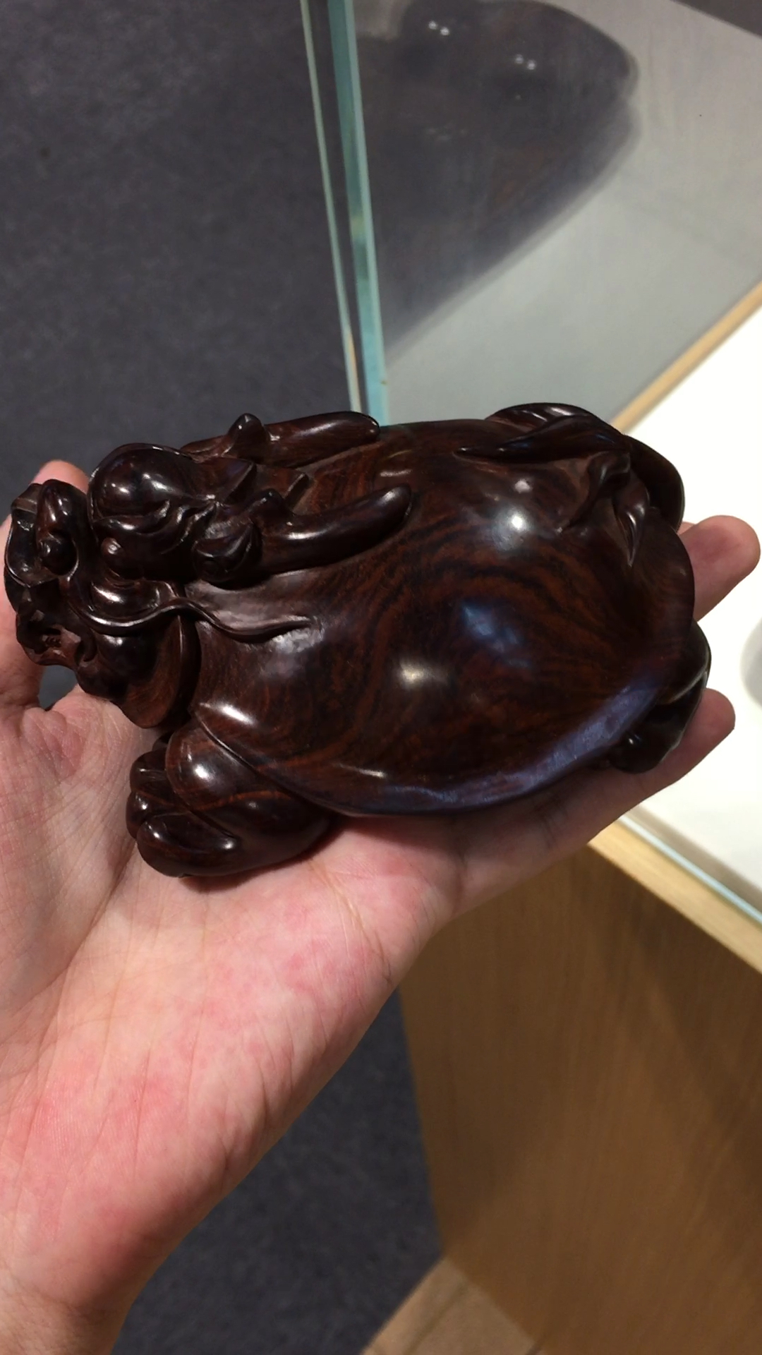 海南黄花梨高端货之满纹大龙龟