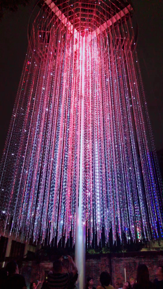 欣赏一场美丽的水晶烟花