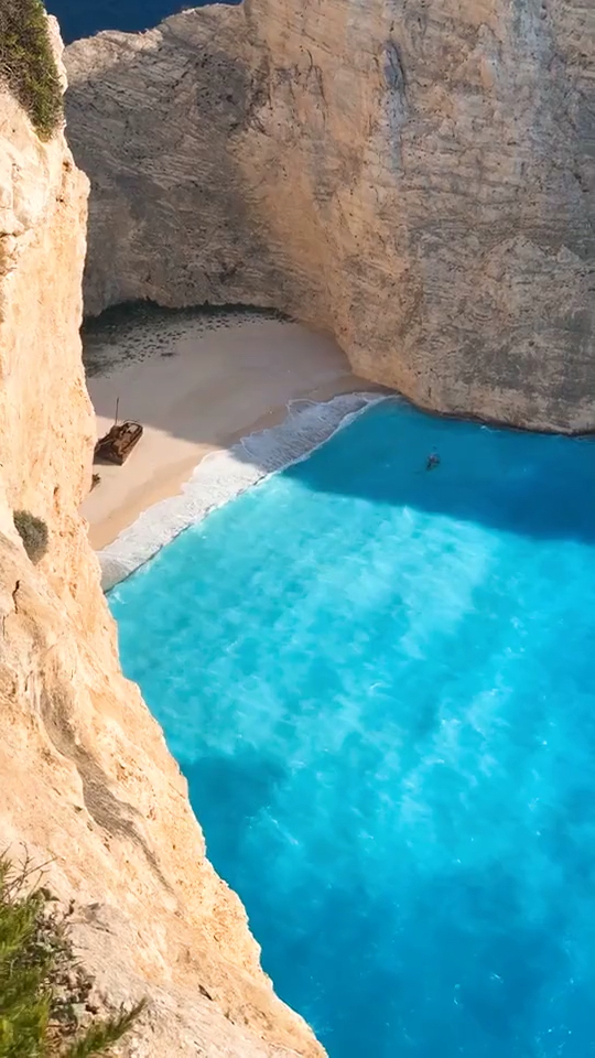 希腊沉船湾,太阳的后裔拍摄地,还记得宋欧巴吗