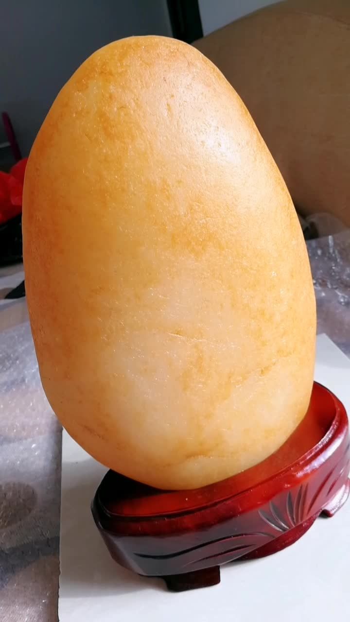 精品金丝玉原石摆件