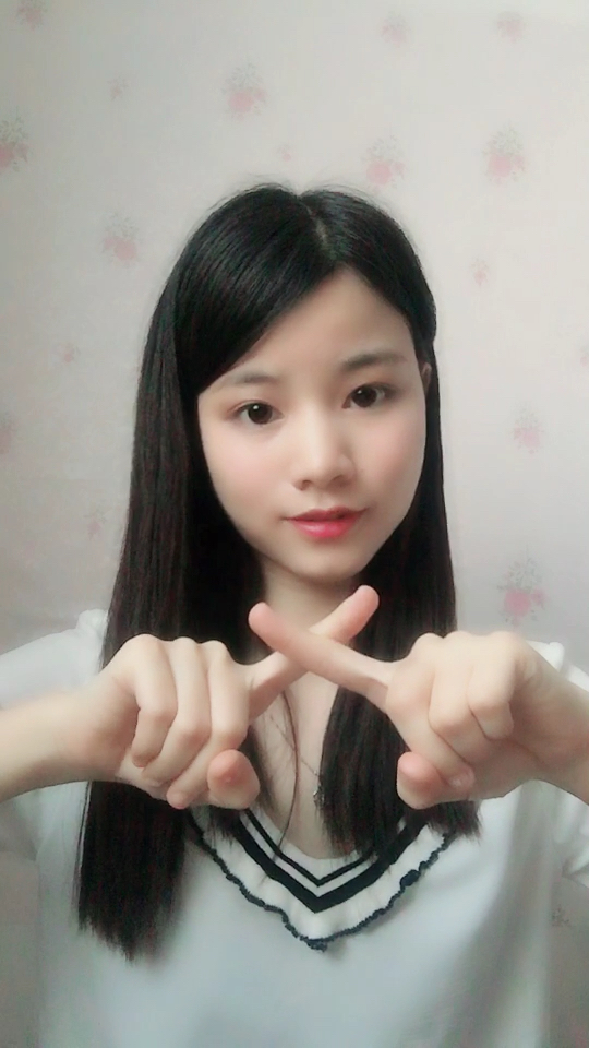 这么漂亮贤惠的小姐姐手指舞真好看,好想要联系方式
