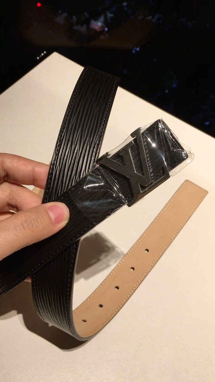 lv水波纹女士腰带