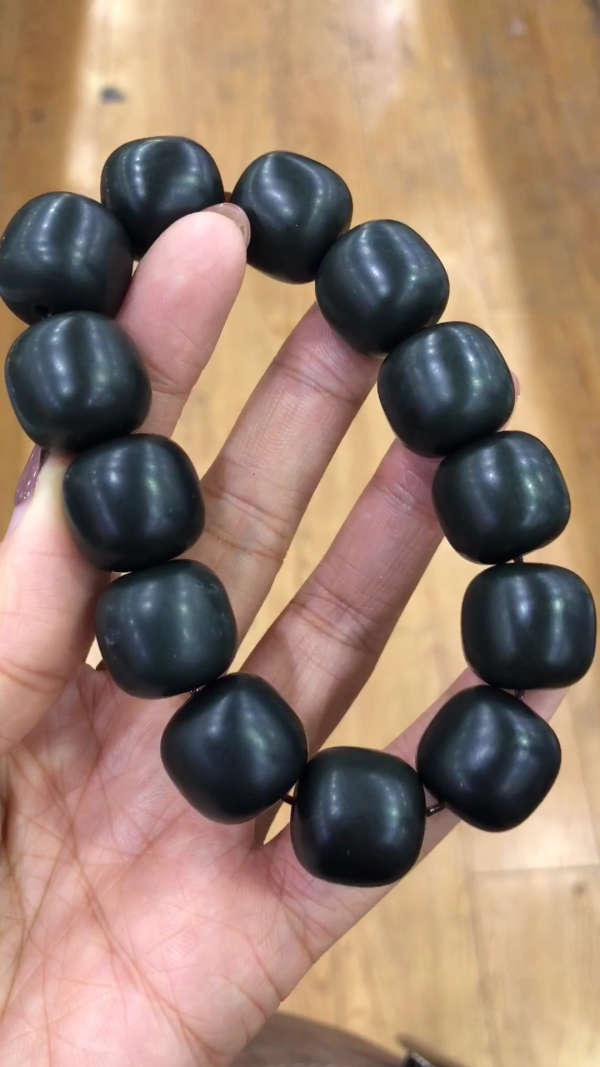 青玉老型珠手串