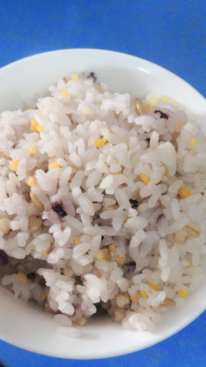 珍珠米 七道膳食米,两种合在一起煮干饭,好好吃9499949994