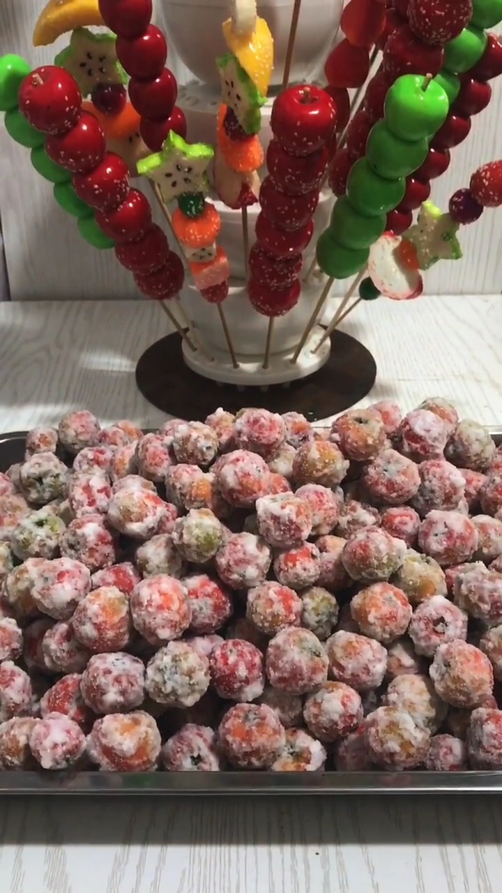 才洗了一个澡,转眼红里透着白!#冰糖葫芦