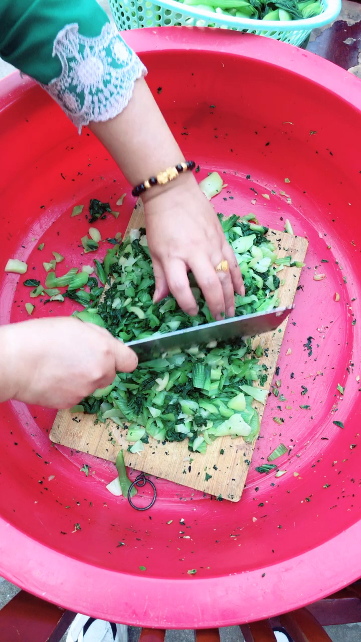 三姑六婆们开干