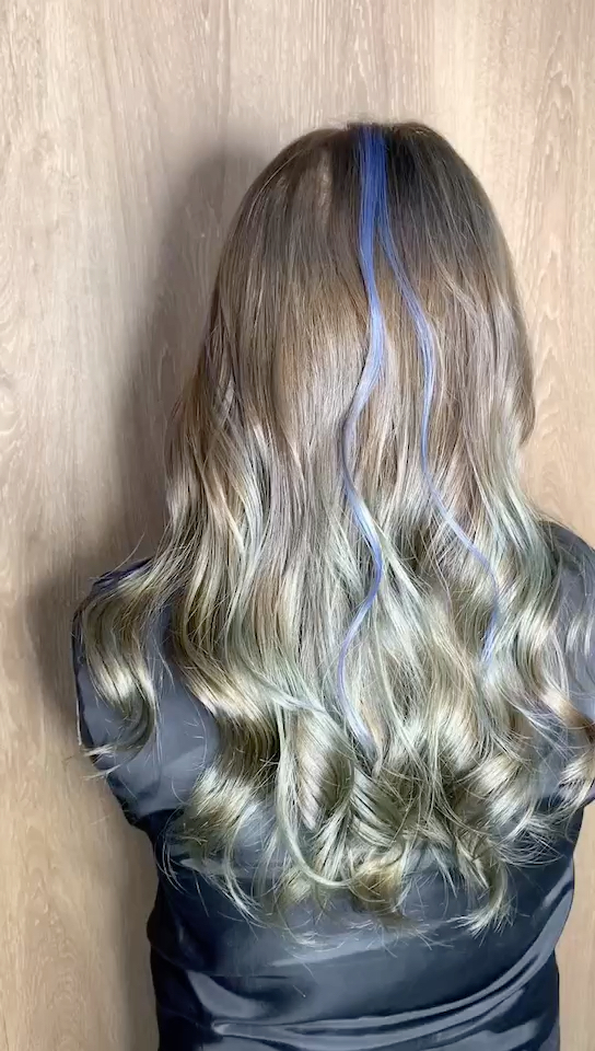 闷青77画染77挑染=488元 上海浦东福兴大厦1511