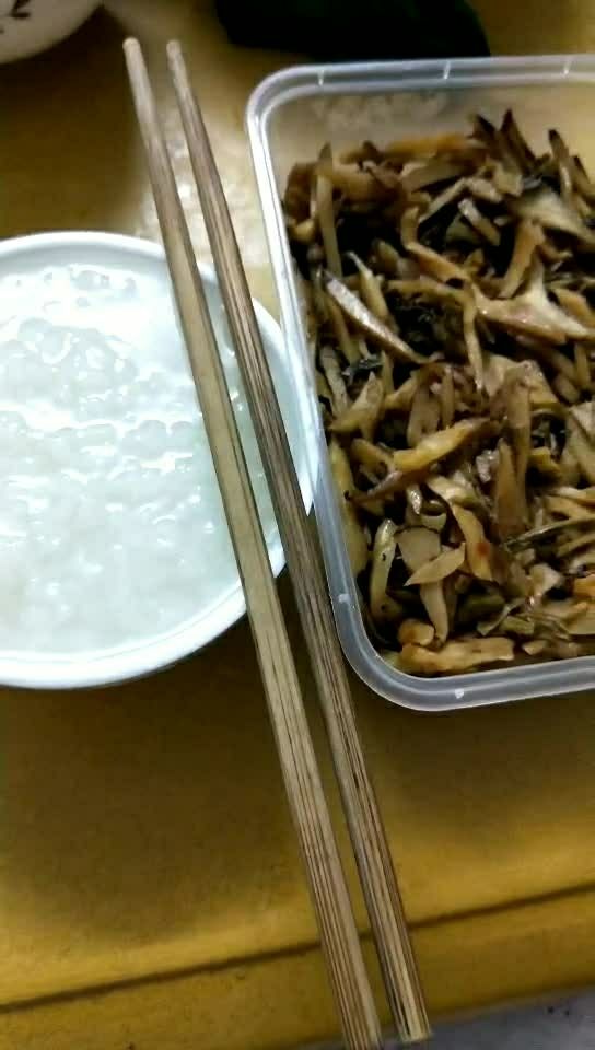 白粥配咸菜绝配好吃96