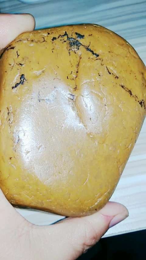 原石籽料:995.6克大籽宝石原石