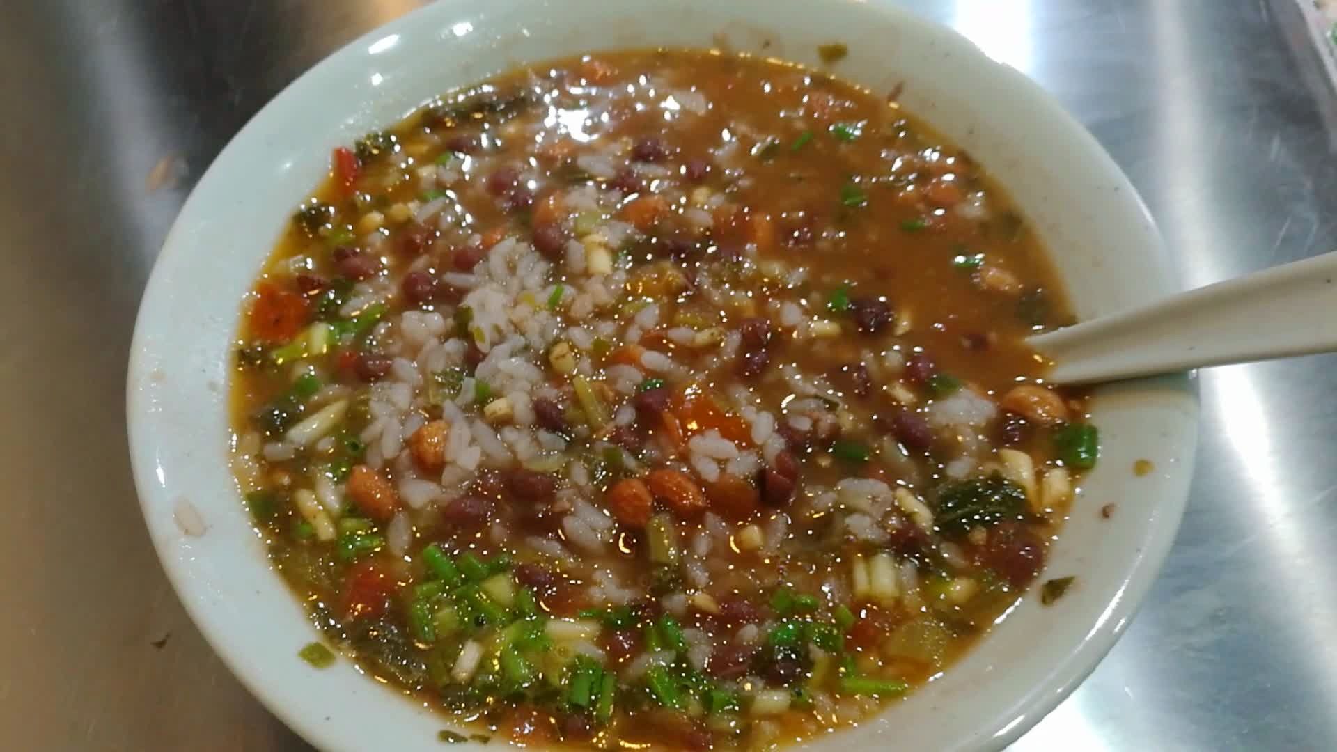 美食之贵州酸汤饭!好合胃口!