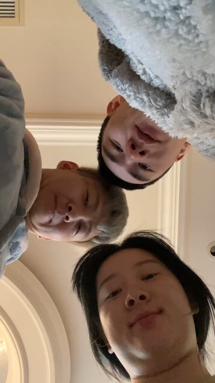 好姐妹就是要互换礼物郭小胖深情航仔～ #百万视友赐神评