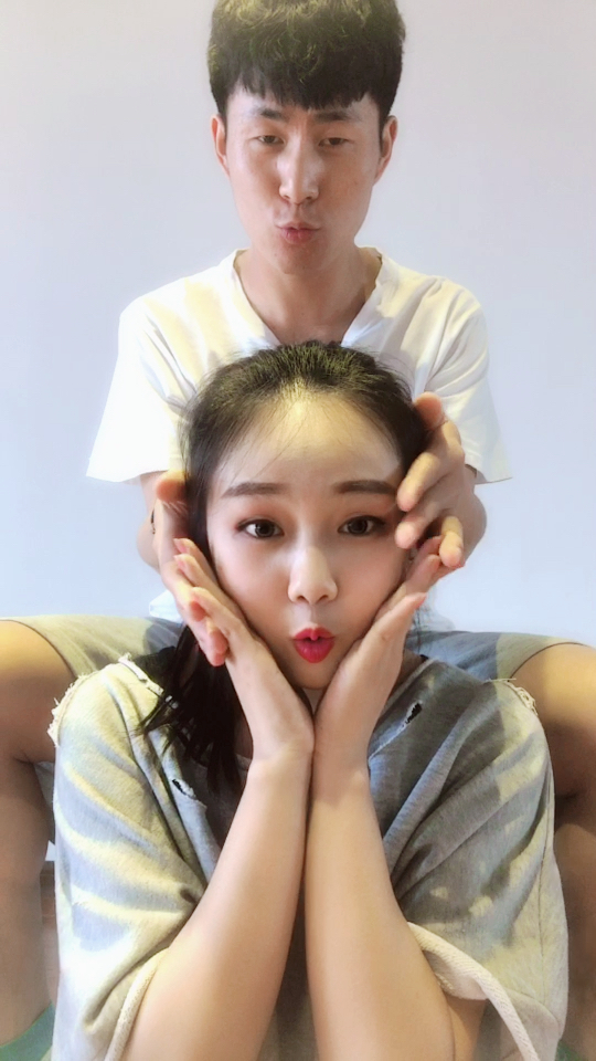 对你爱爱爱不完～爱不完的手势舞