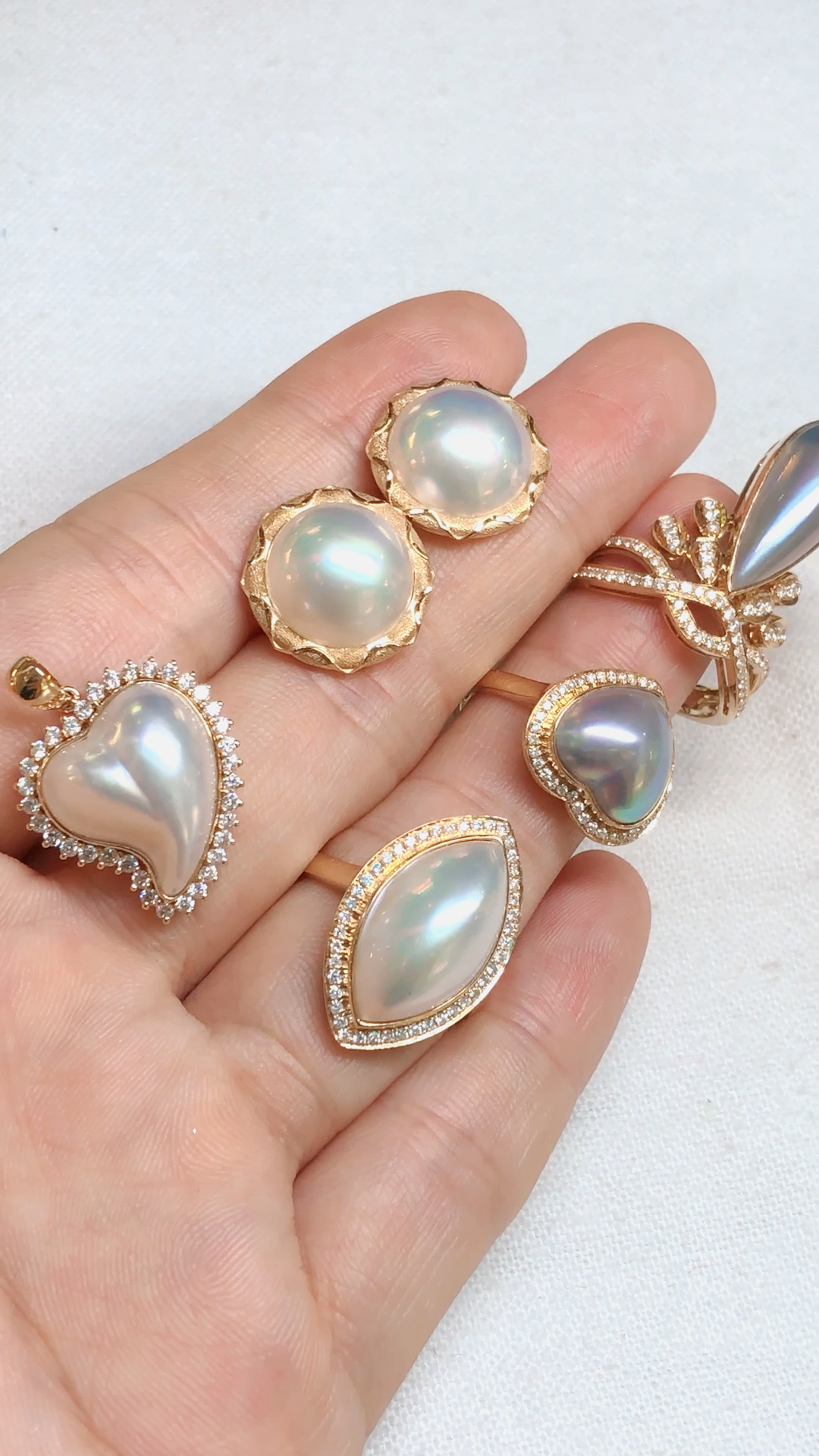 马贝珍珠的形状全齐了