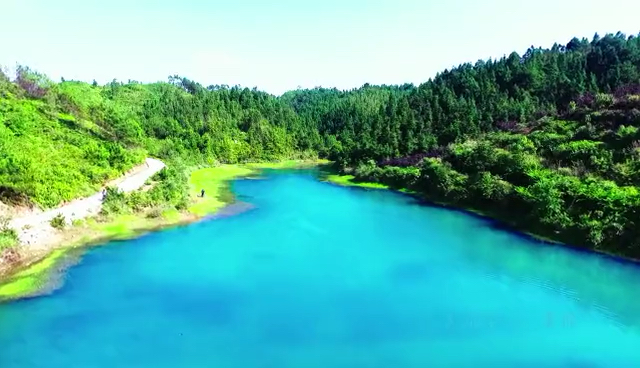 航拍安顺黄腊四清水库