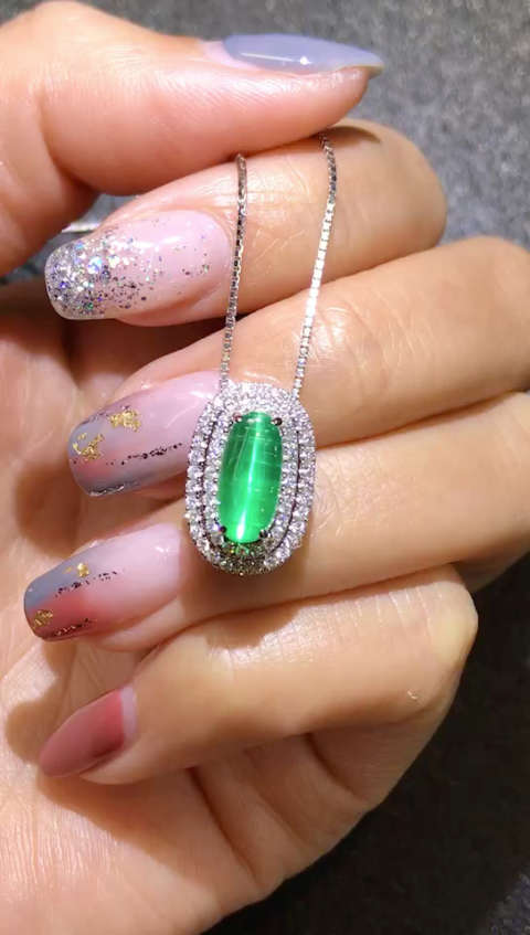 pt哥伦比亚猫眼祖母绿钻石项链,祖母绿2.74克拉,钻0.