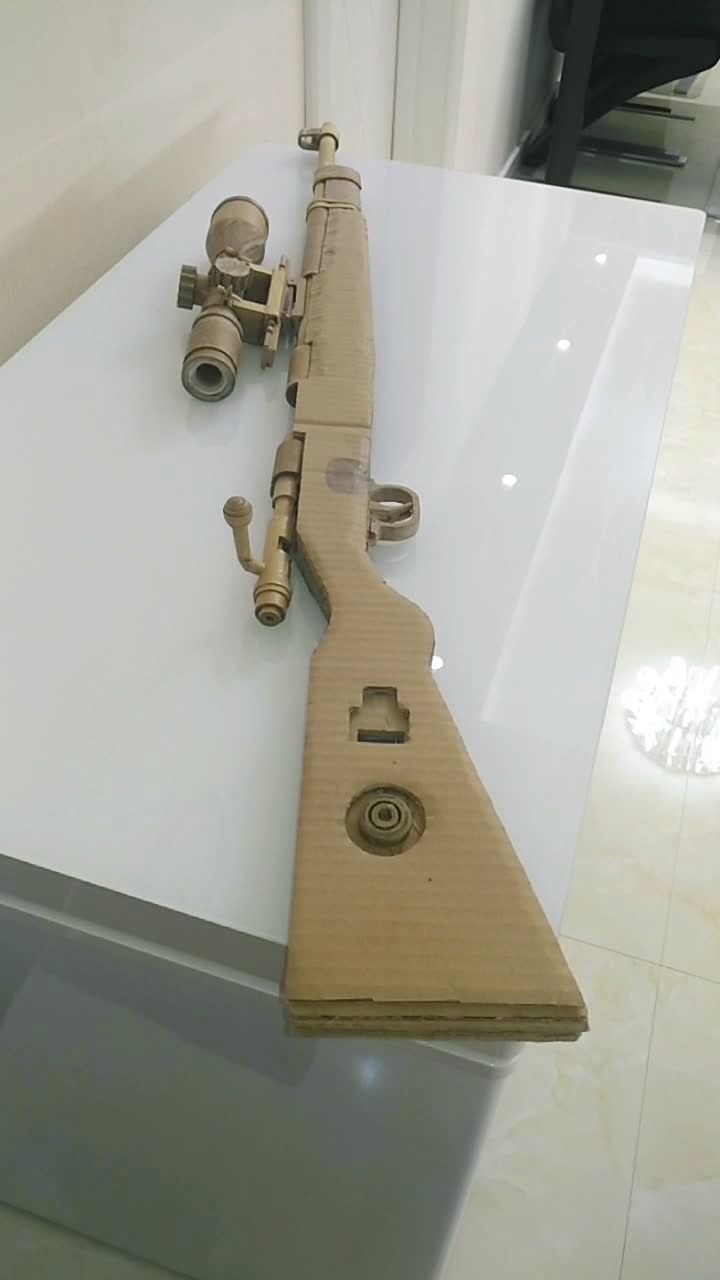 纯手工纸做98k再带8背景,可发射呦96