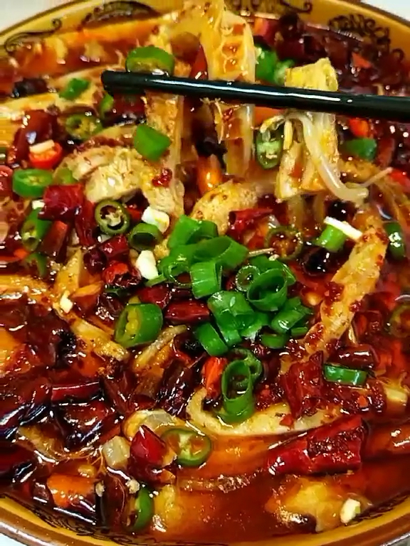 水煮毛肚 《邂逅美食》喜欢就关注吧.总有你喜欢的口味  每日更新