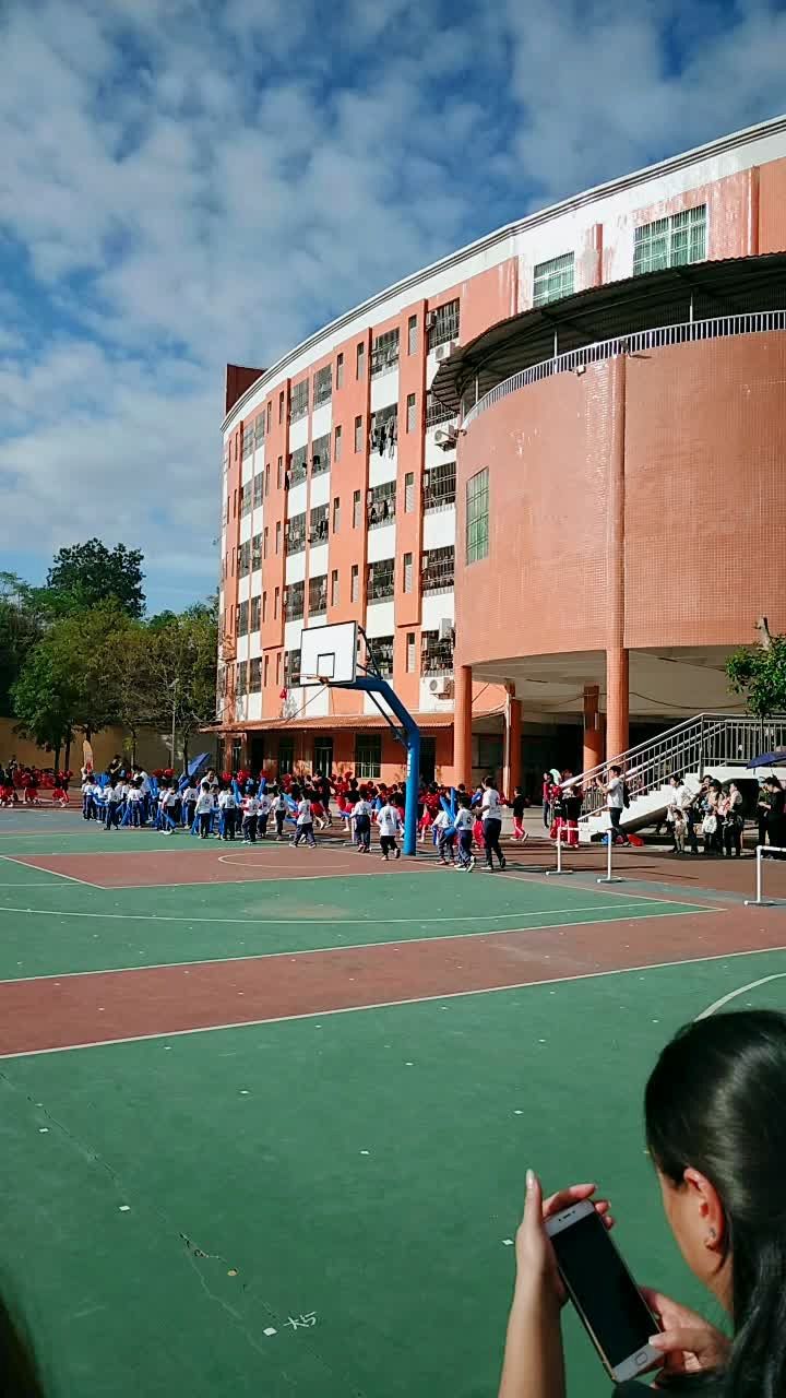 惠东县吉隆实验学校:幼儿园运动会