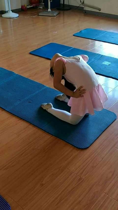 沧州艺萌舞蹈 少儿舞  软功 3 咨询热线15100787643