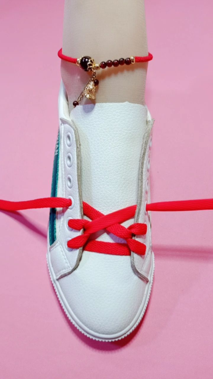四孔的鞋带系法,送给你哦!