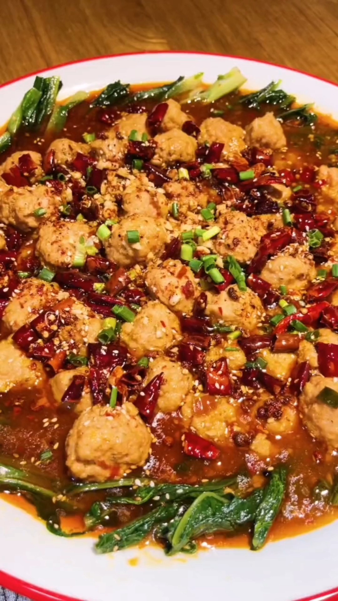 夏季美食就是香辣为主,这波香辣肉丸子大家一起吃#美食