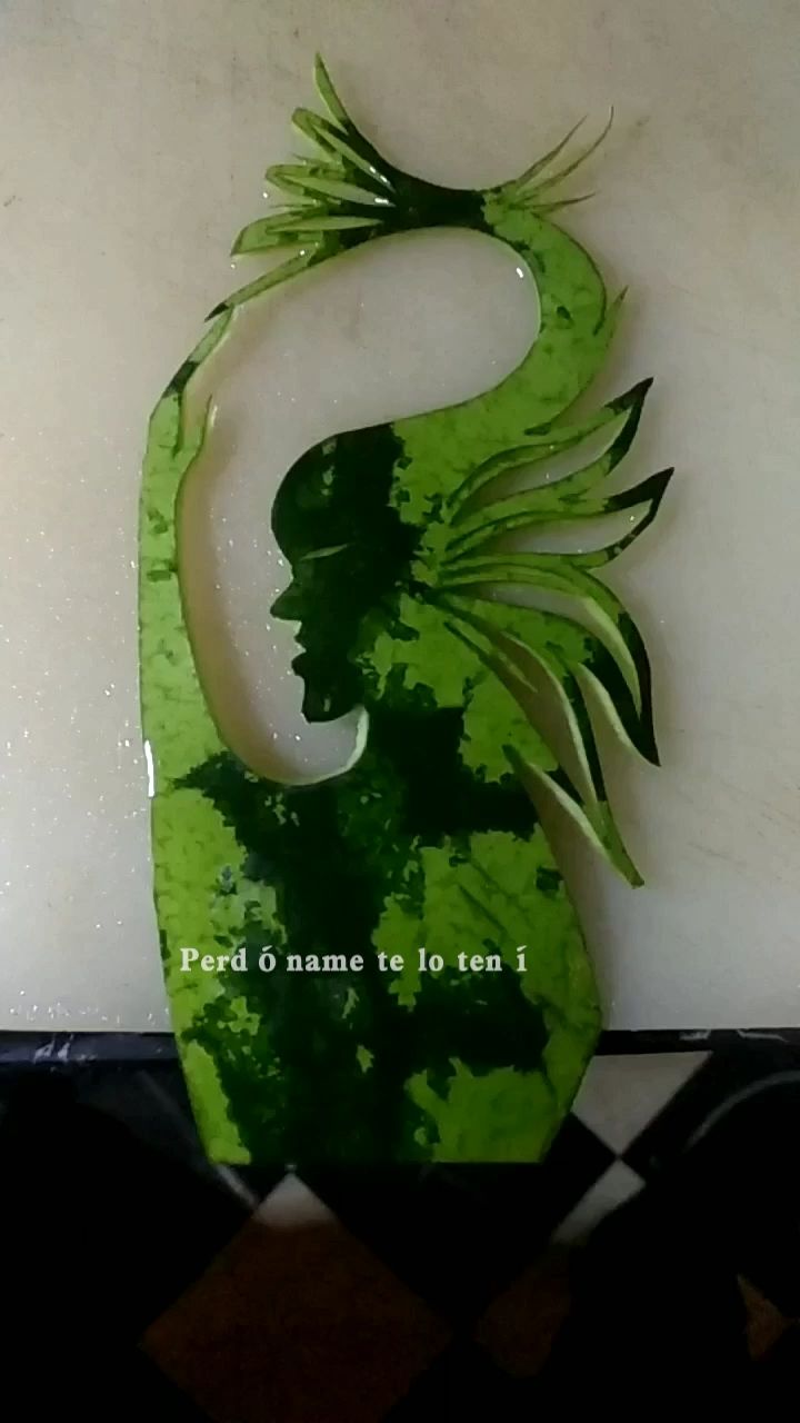 玩转西瓜皮不一样的花式果盘91917815