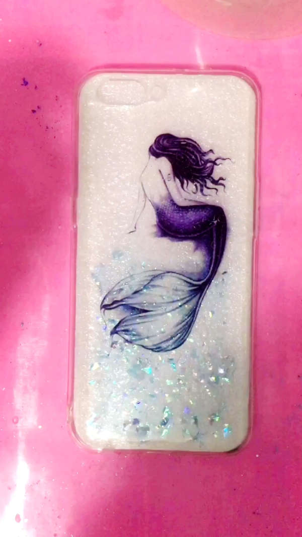 落寞背影美人鱼