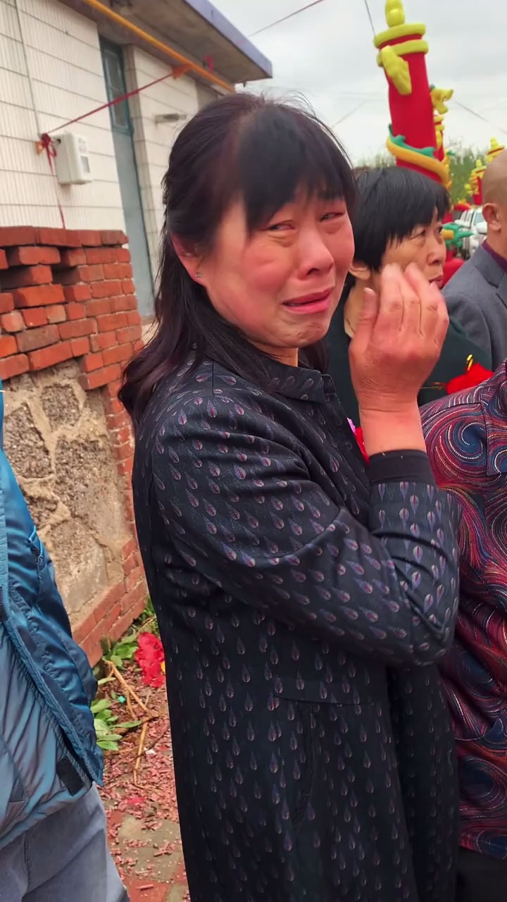 可怜天下父母心呐