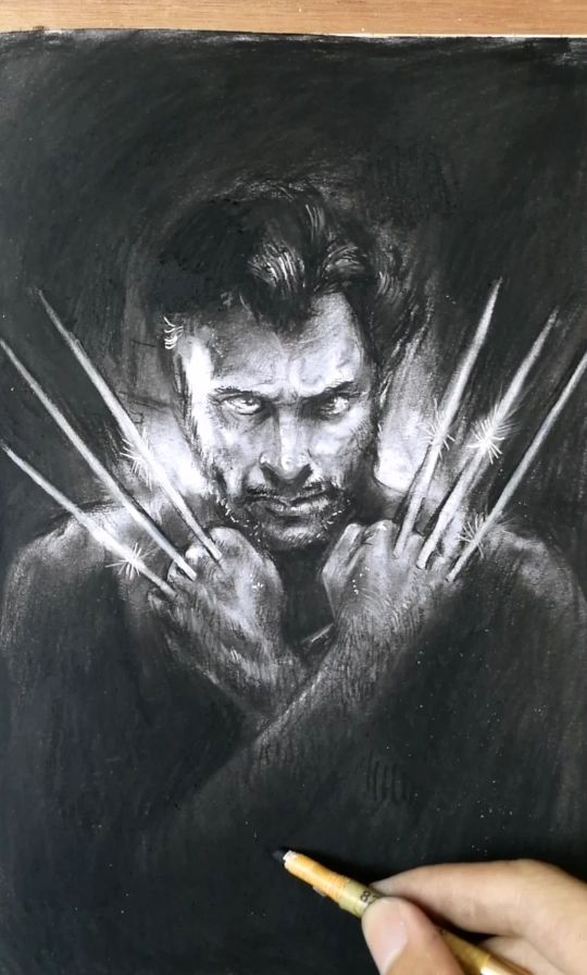快速用素描方式表现金刚狼!