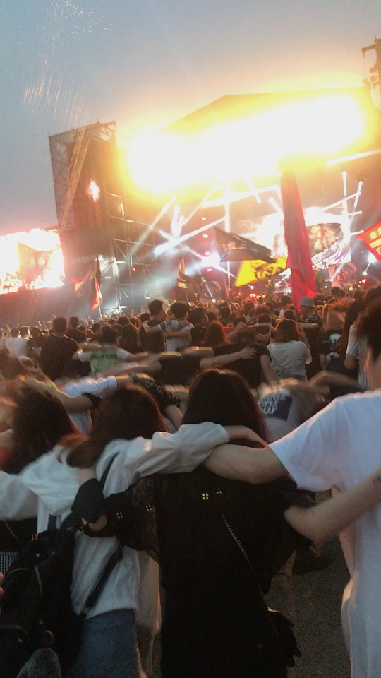 死墙,pogo,这是只属于迷笛的风景!