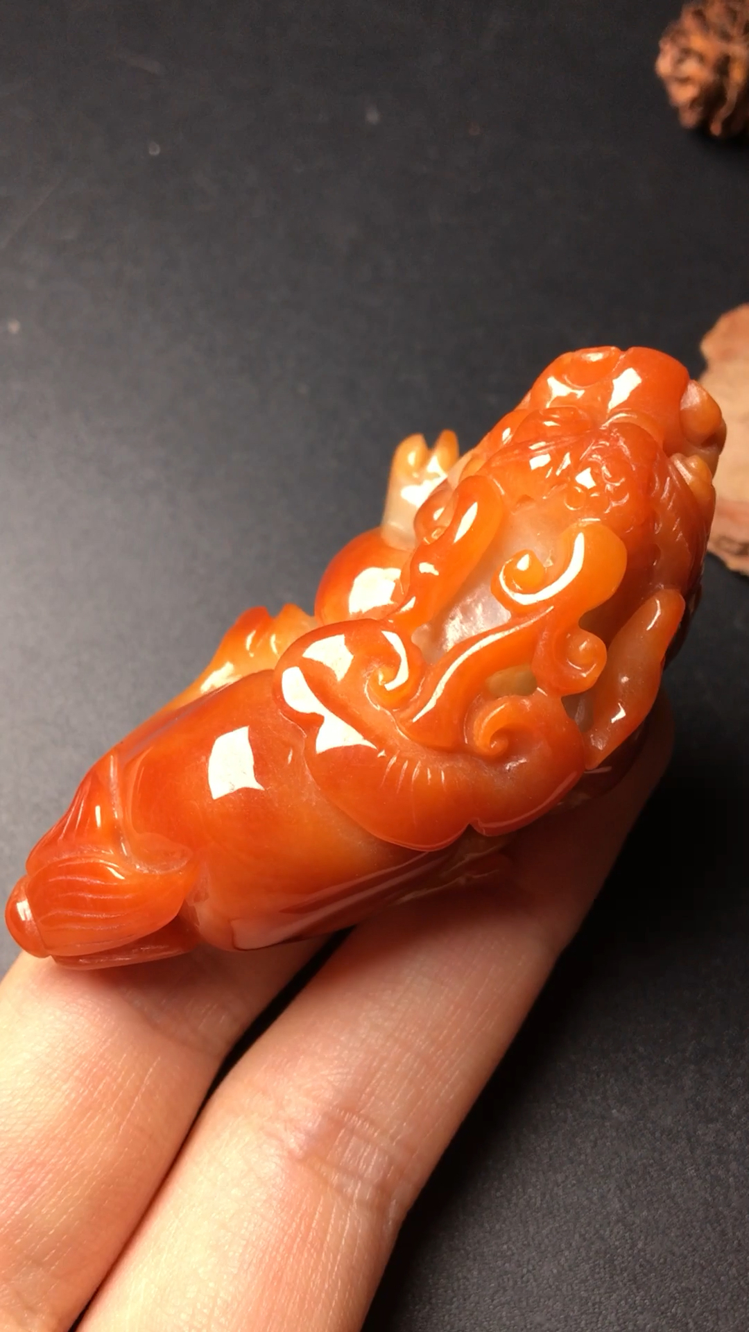 958083095红翡貔貅,种老,色泽红艳,玉质清晰,水润大件,厚实精致