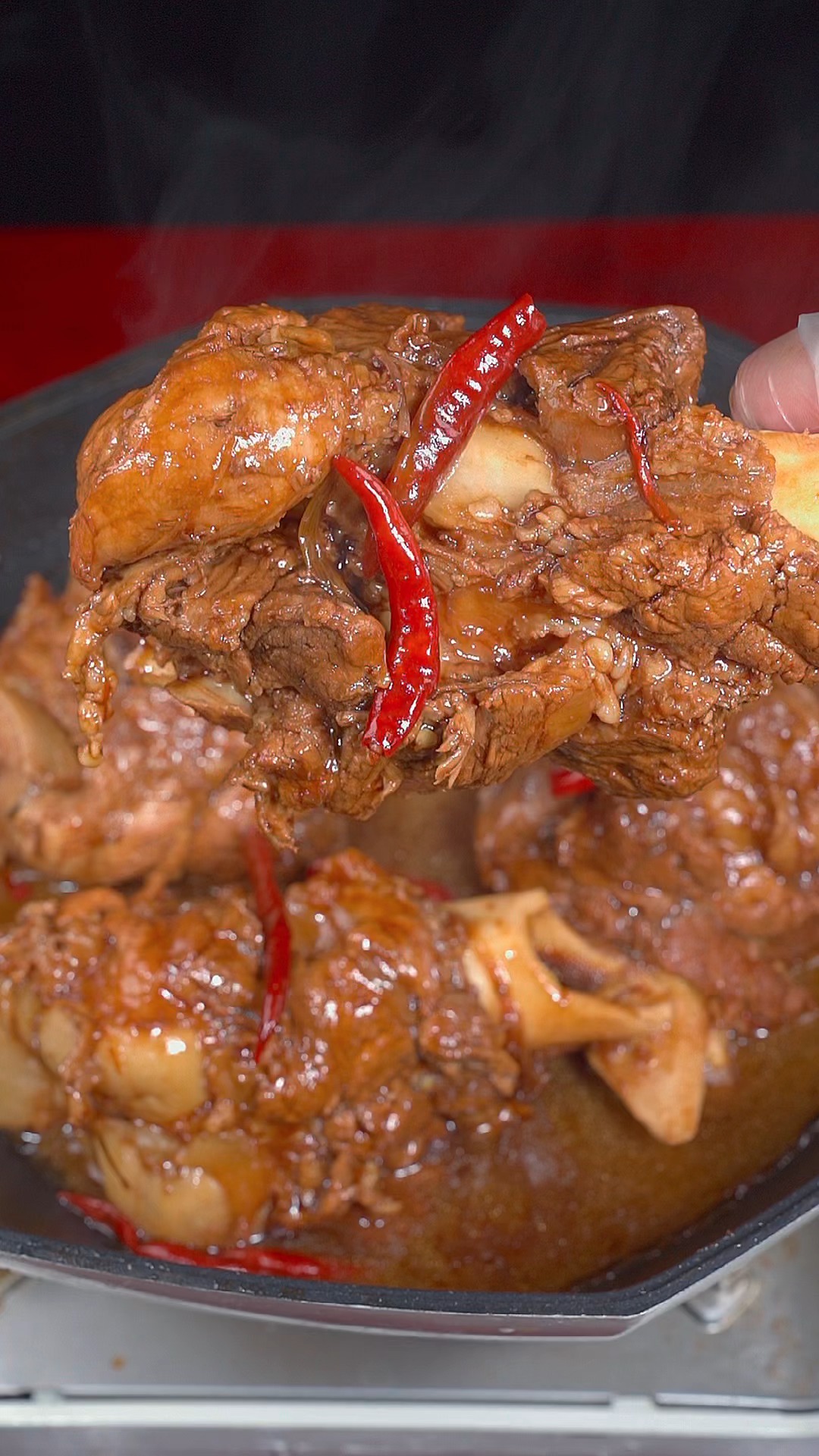 猪骨头不要老是炖汤了,像我这样做个东北酱大骨,太香了#美食