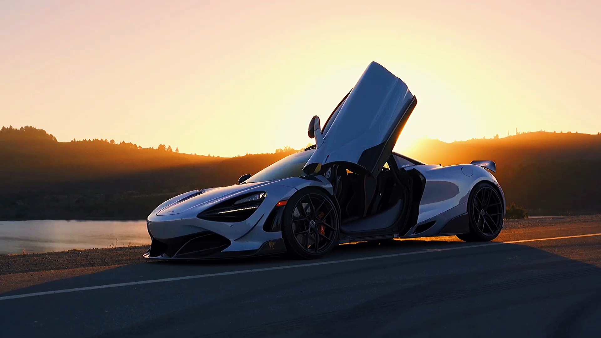 迈凯伦720s  走着走着,我们已经到了玩不起的年纪!