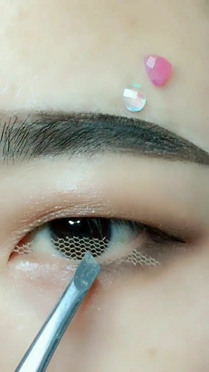 单眼皮的姑娘这样画眼睛,超美