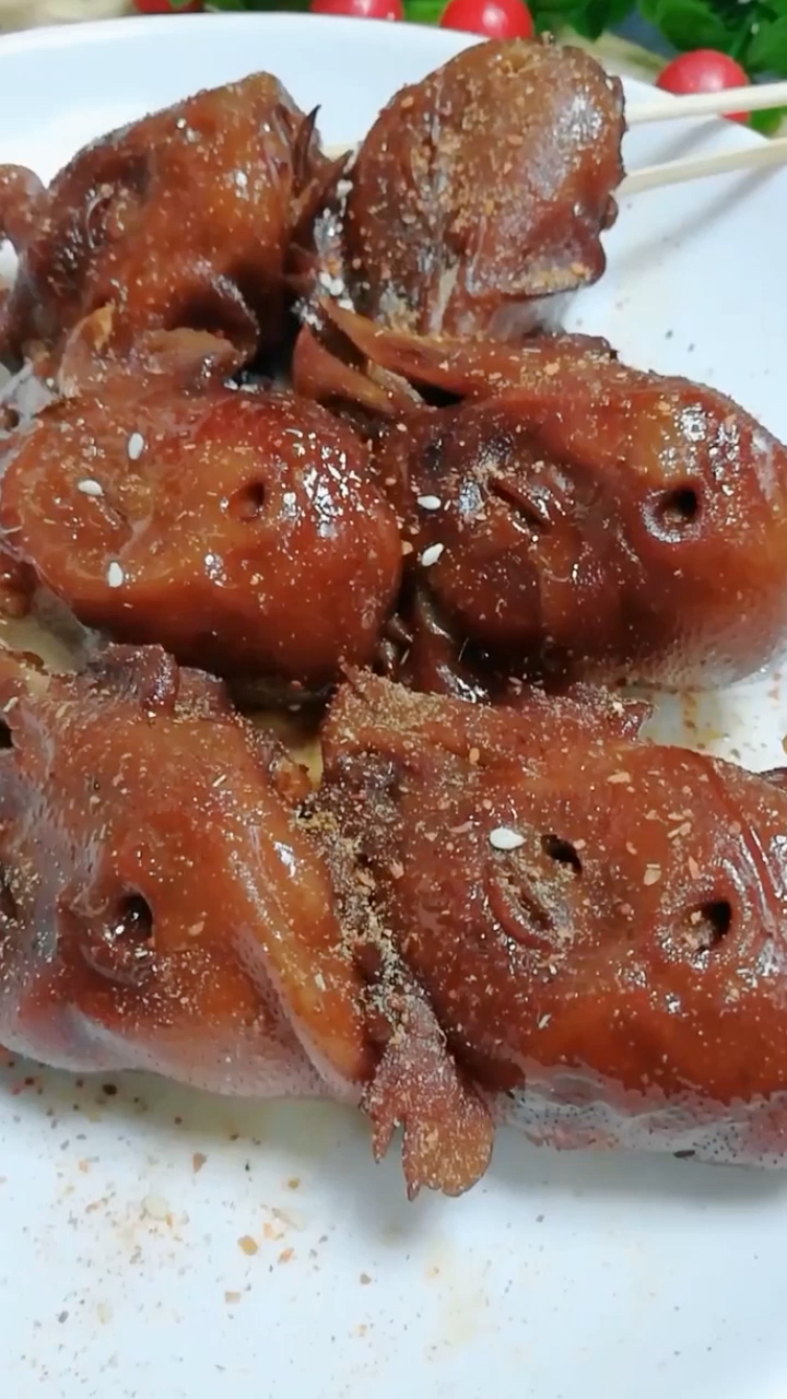 烤鸡头这样做,我一口气吃10个