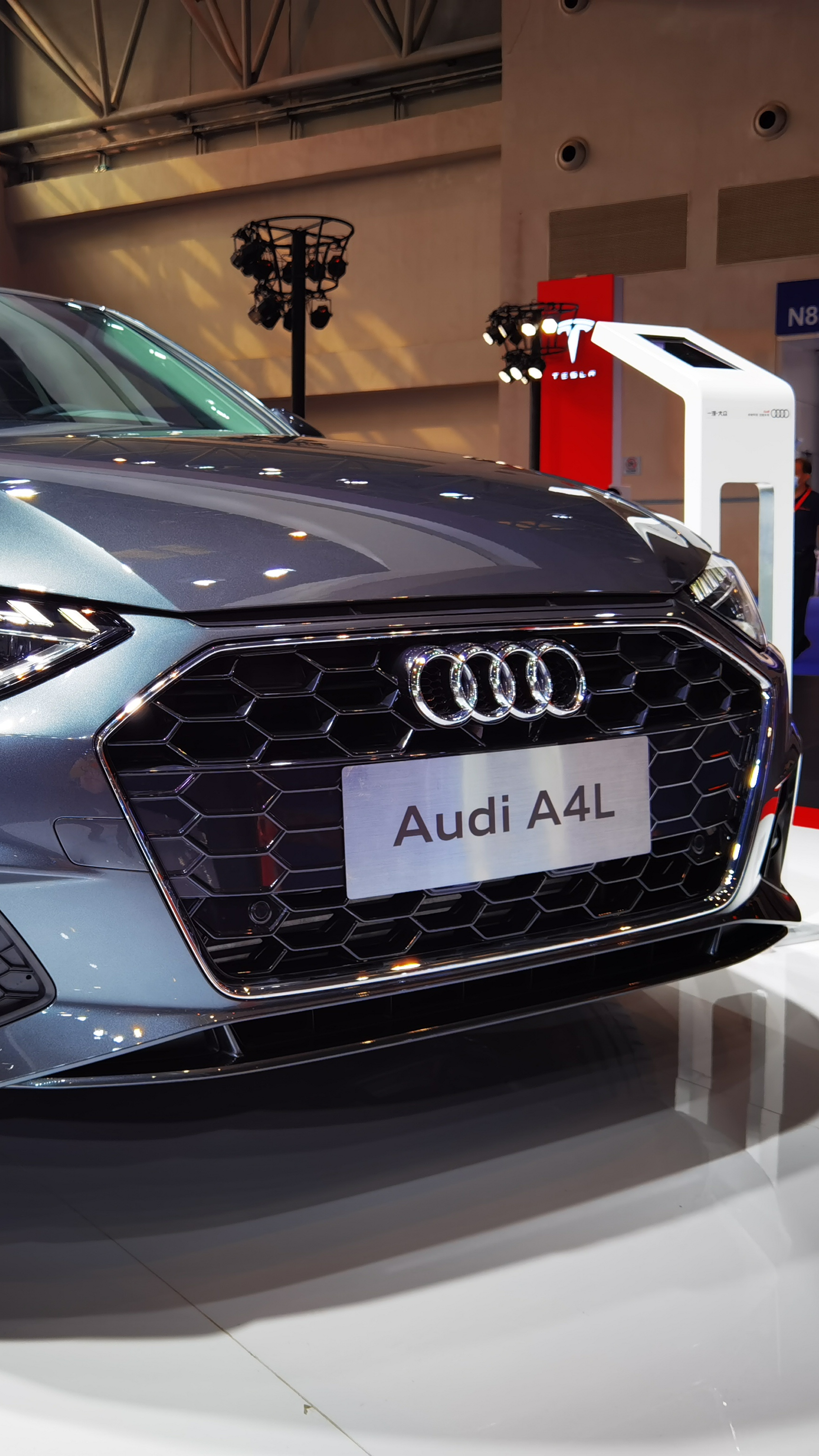 一分钟带你看懂重庆车展上的全新奥迪a4l