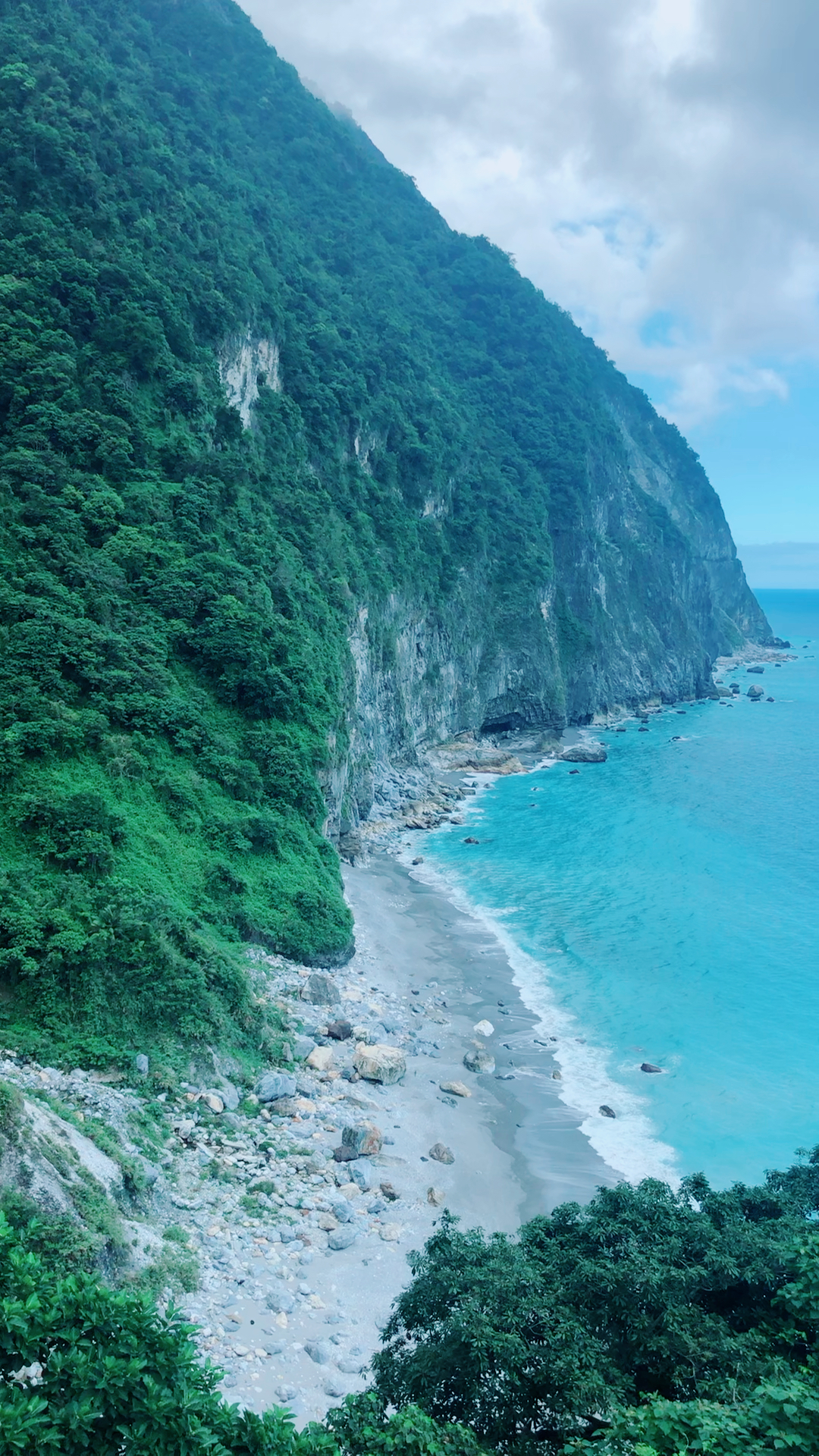 看看这清水断崖,高山大海,还有什么过不去呢?