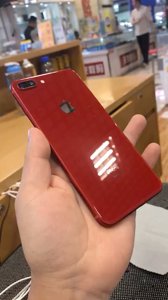 8p 美版中国红 256g 成色不错 要的来秒 三网4