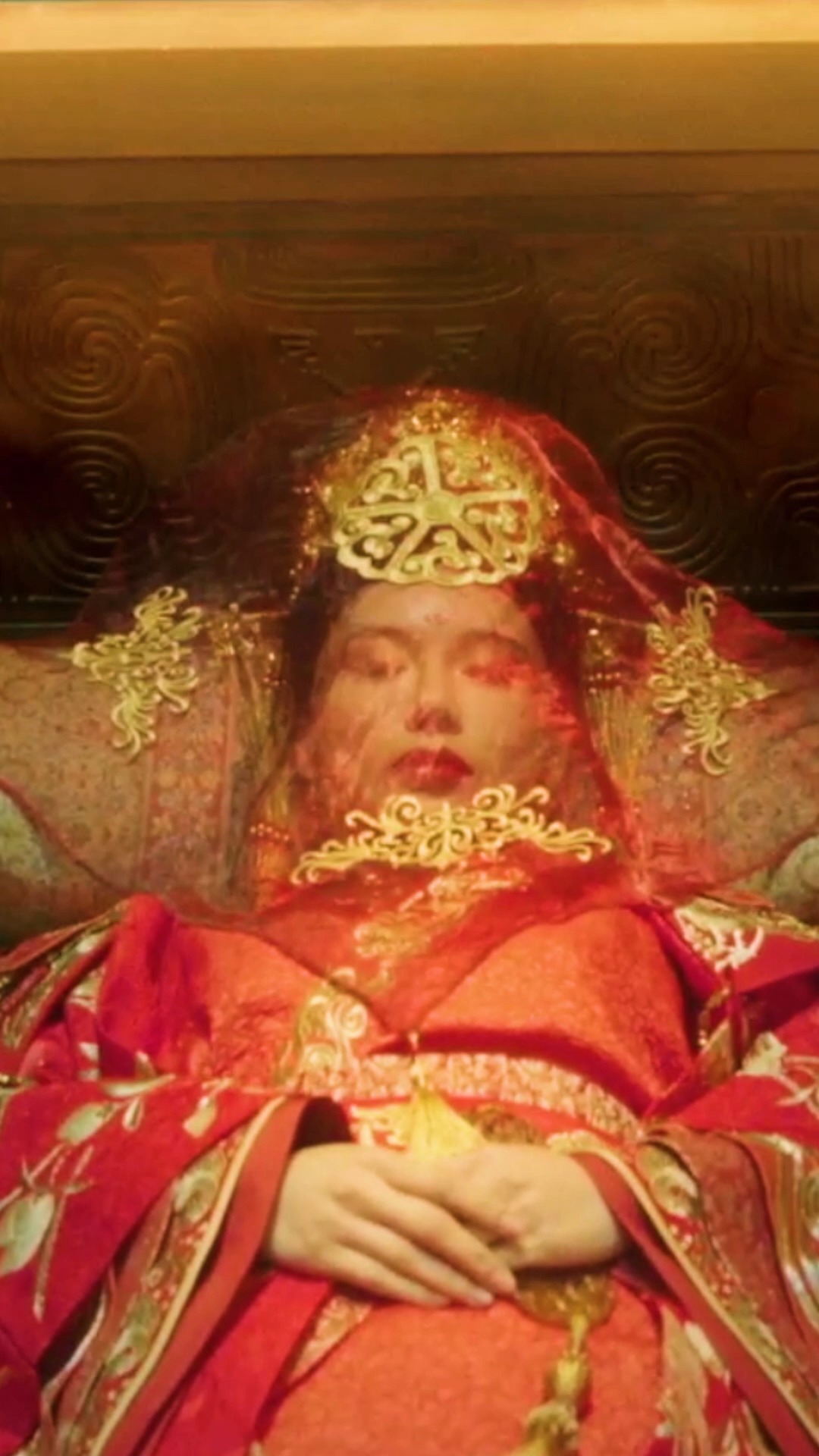 开棺就看见绝世美女,结果都没有走出去——《阴阳美人棺》1