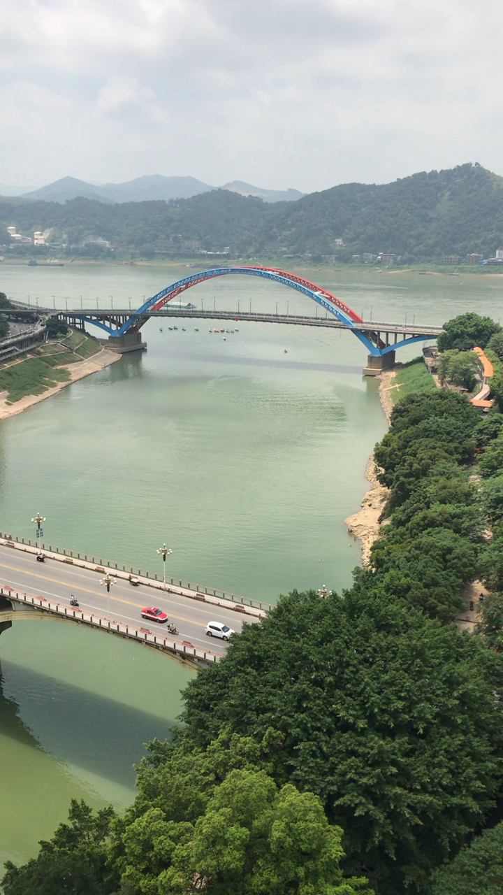 梧州人对桂江的怀旧视野和思乡情怀.