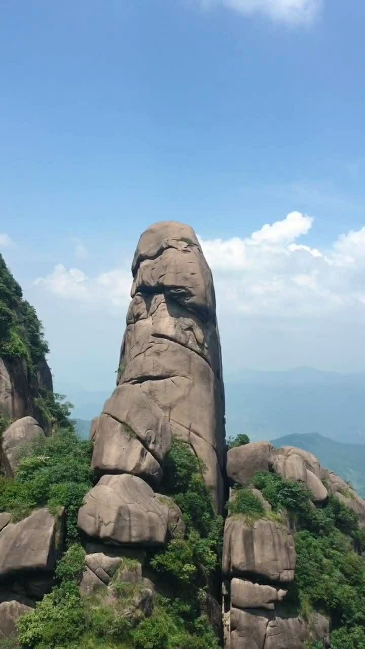 江西上饶灵山风景区,雄霸天下.