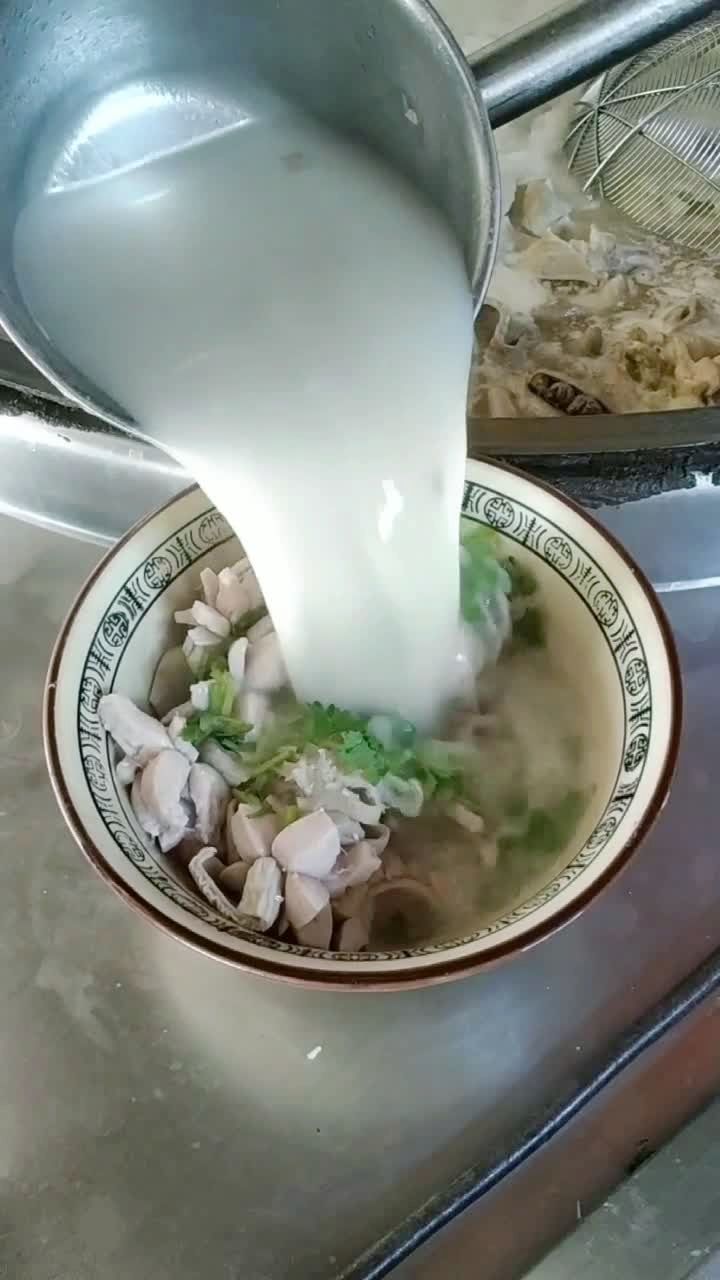 开封名吃羊双肠汤!你喝过没有啊?