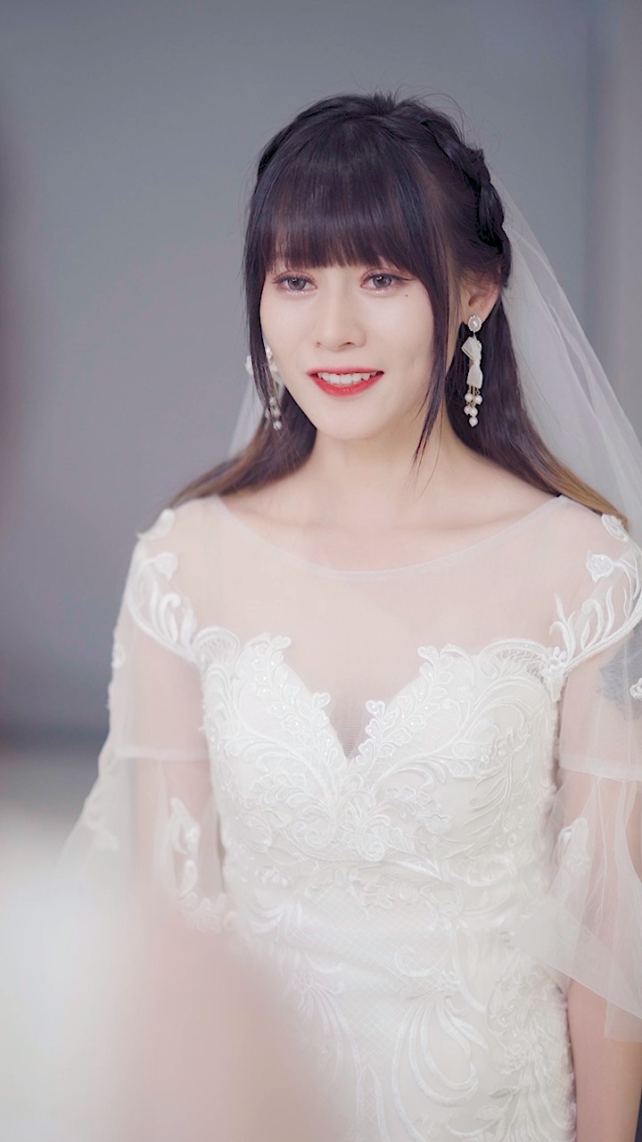 《魔女月野》第三十二集 从校服到婚纱,陪你长大,陪你出嫁!