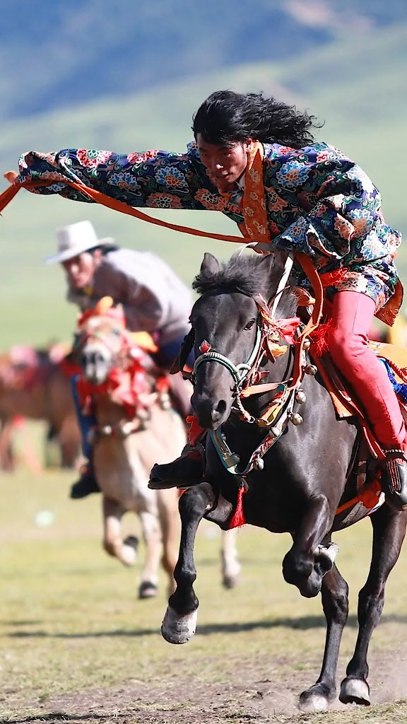 套马杆的汉子你威猛雄壮.