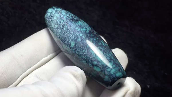 【精品天珠】 原矿松石乌兰花天珠,瓷釉级形状好无坑裂价合适!尺寸19.