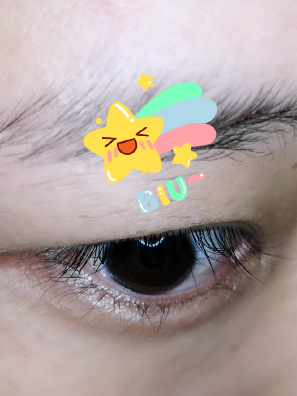 大家好,我又来打卡了,几天不见,我的睫毛妥妥的10毫米啦