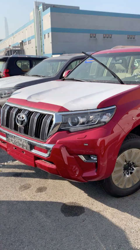 红色普拉多.女孩子最爱!