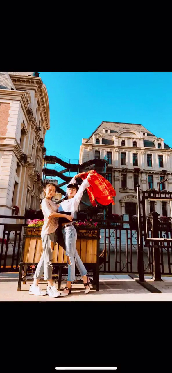 80后老阿姨拍照姿势合辑